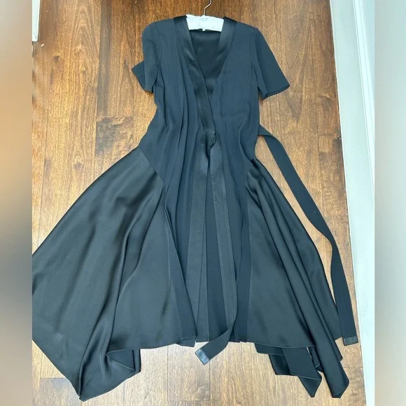 LOEWE asymmetric wrap dress. Size 36. Black - Picture 2 of 10